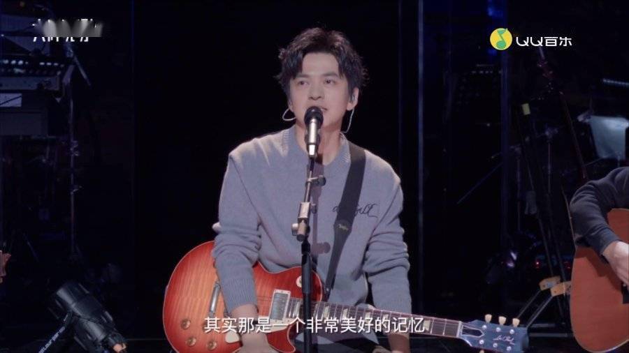 热单新歌轮番“上阵”，李健在QQ音乐大牌现场LIVE温情开唱